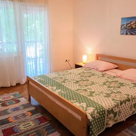 Apartmán With Parking Space Basanija, Umag - 27178